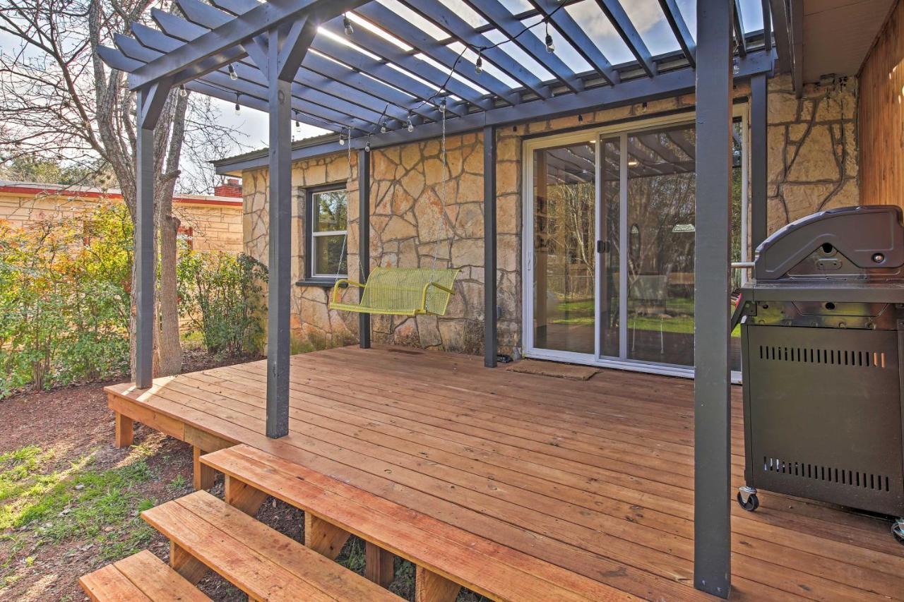 Retro Updated Blanco Abode - Steps To Main Street! Exterior foto